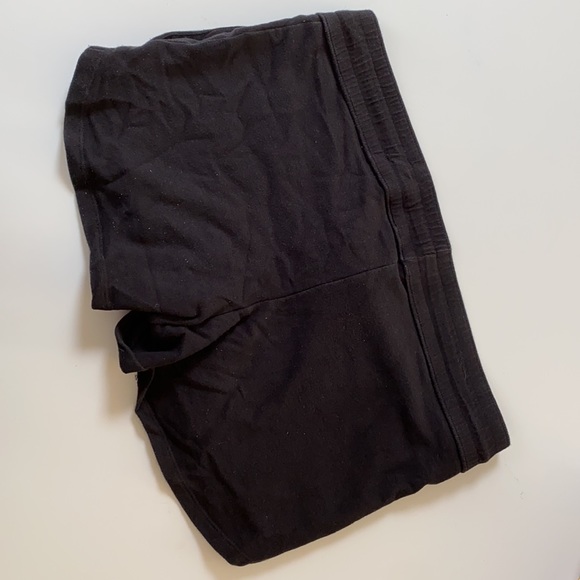H&M Maternity Jogging Shorts - Picture 5 of 5